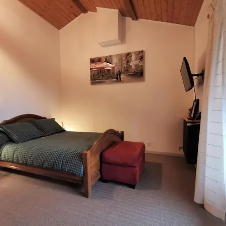 Evasion Romantique: Terrasse Privee, Bain Norvegien, Et Table D'hotes - Bien-etre A 1h De Lyon - Fr-1-582-474