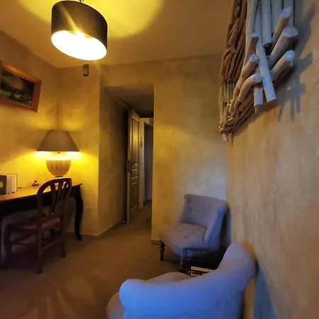 Evasion Romantique: Terrasse Privee, Bain Norvegien, Et Table D'hotes - Bien-etre A 1h De Lyon - Fr-1-582-474 *